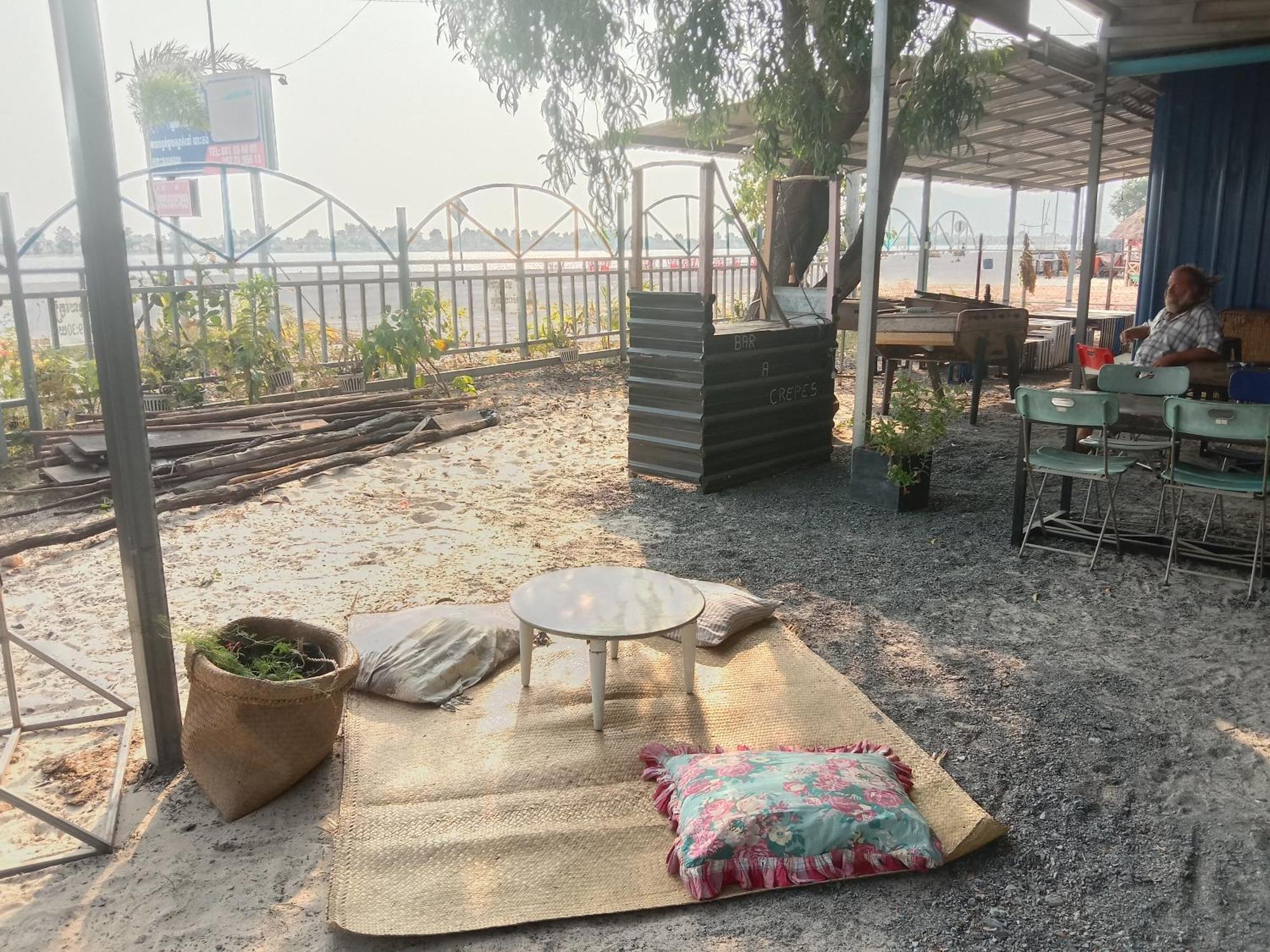 La Plage De Kampot By Lee & Hap Guest House Exterior photo