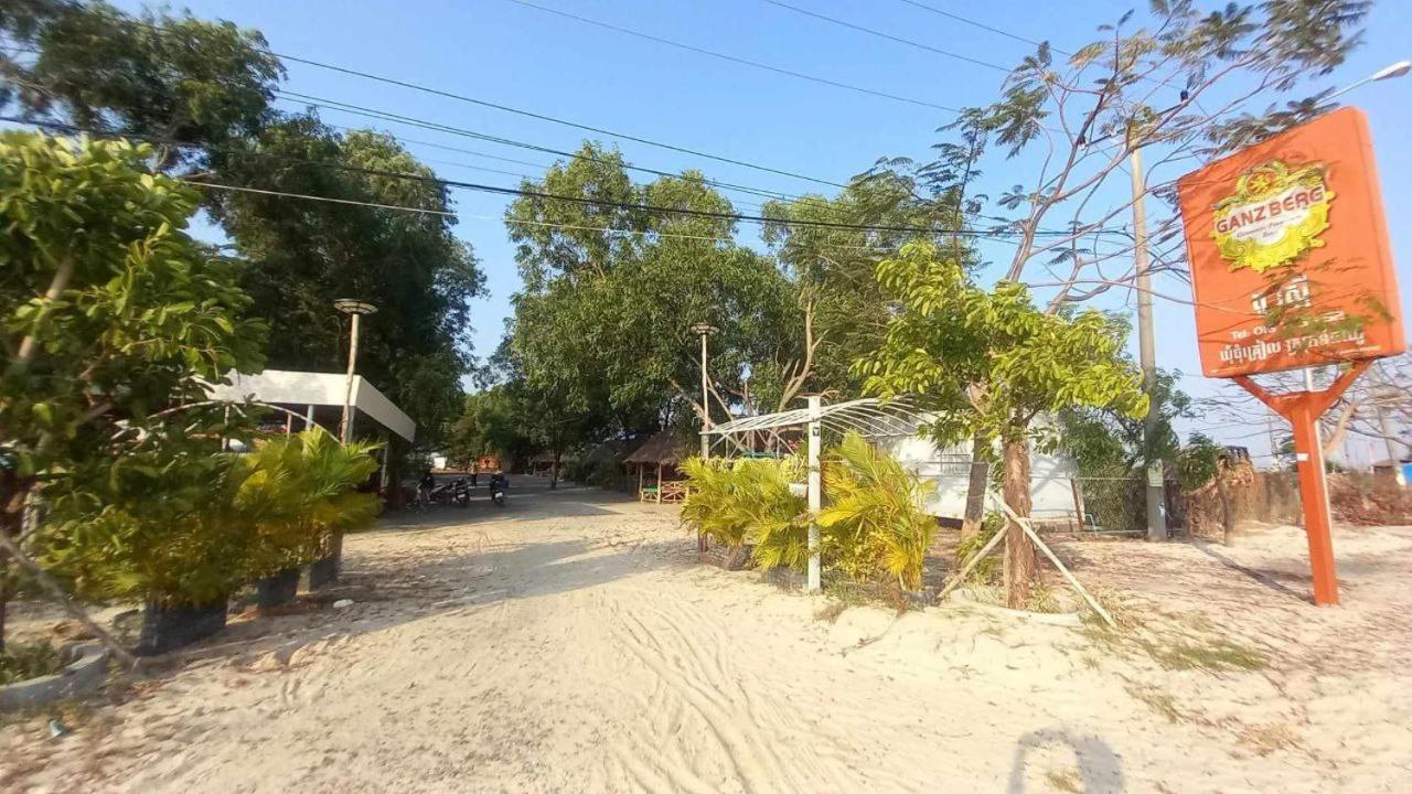 La Plage De Kampot By Lee & Hap Guest House Exterior photo